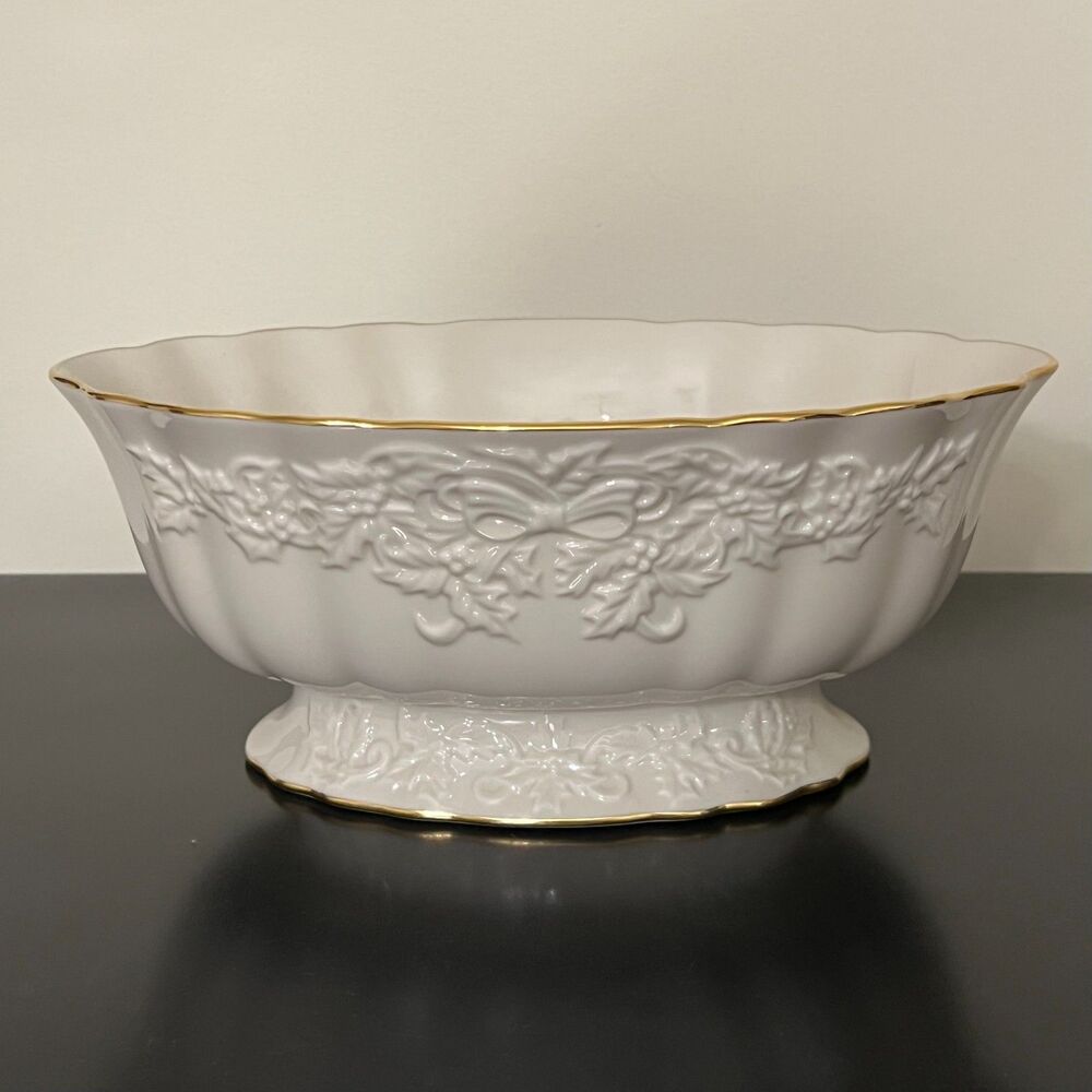 Retired Lenox 11" Ivory & 24 k Gold Holiday Hostess Collection Centerpiece Bowl